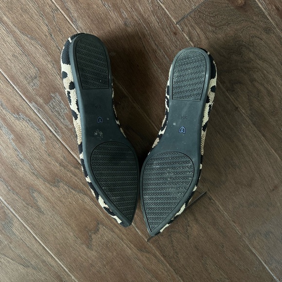 Rothy’s the big cat point desert cat - Picture 2 of 2